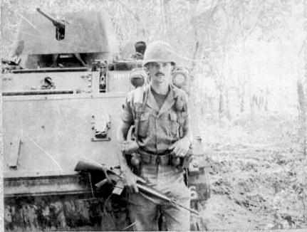 howard.batt.jpg (25572 bytes)